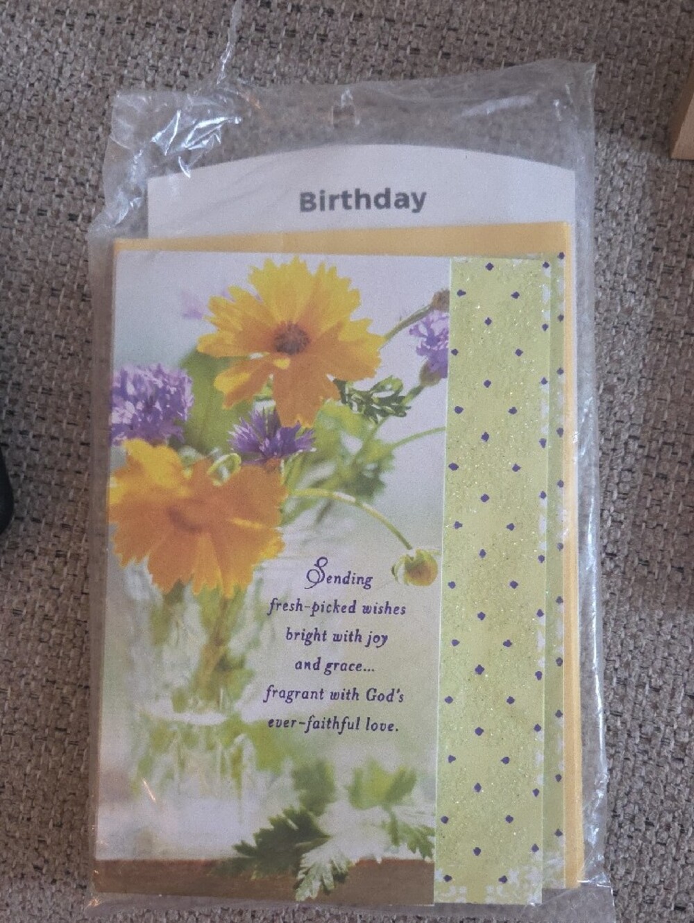 DaySpring Cards & Quotes Stand - Picture 3 of 8
